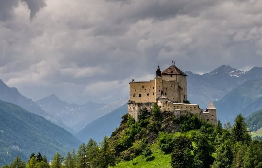 Spliatsch Castle, Switzerland, Switzerland